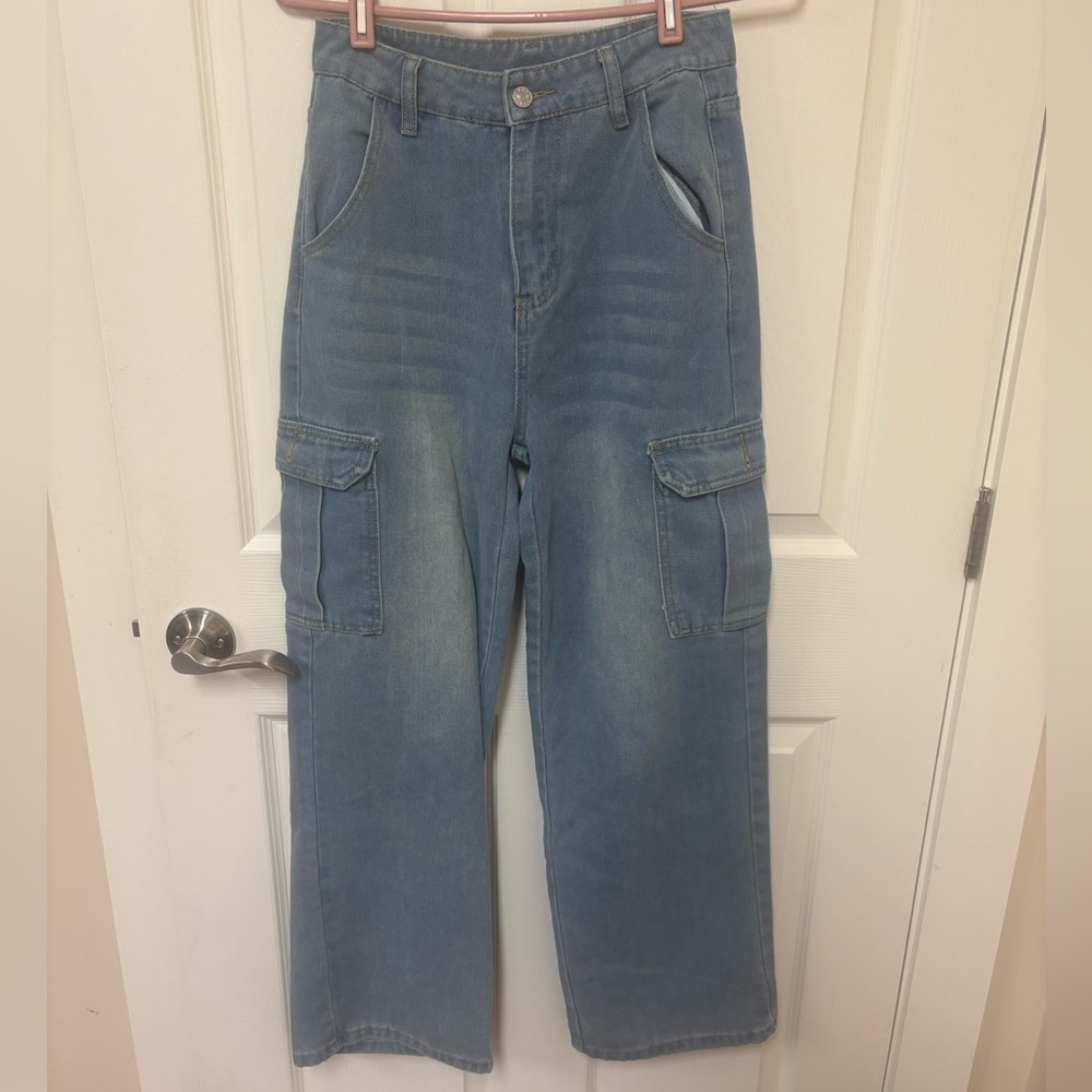 Men's Light Blue Cargo Denim Trousers with Utility Pockets